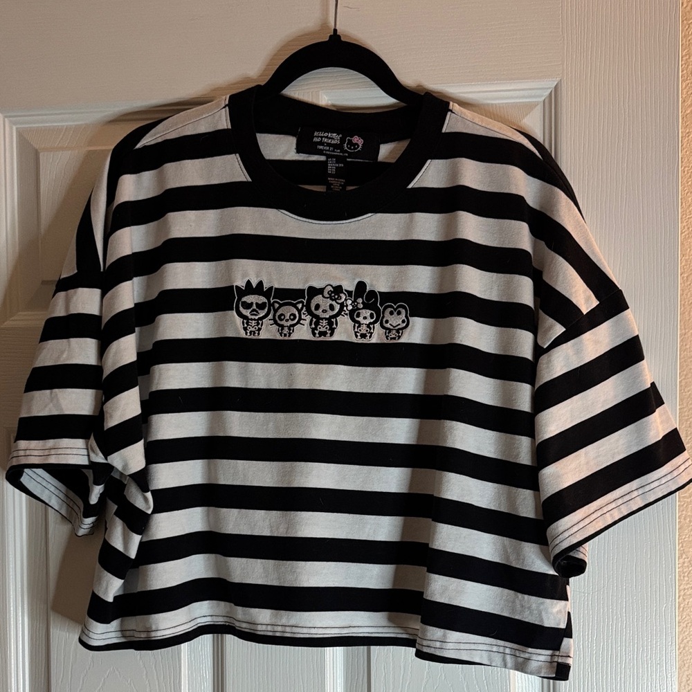 Black and White Striped Cropped Shirt